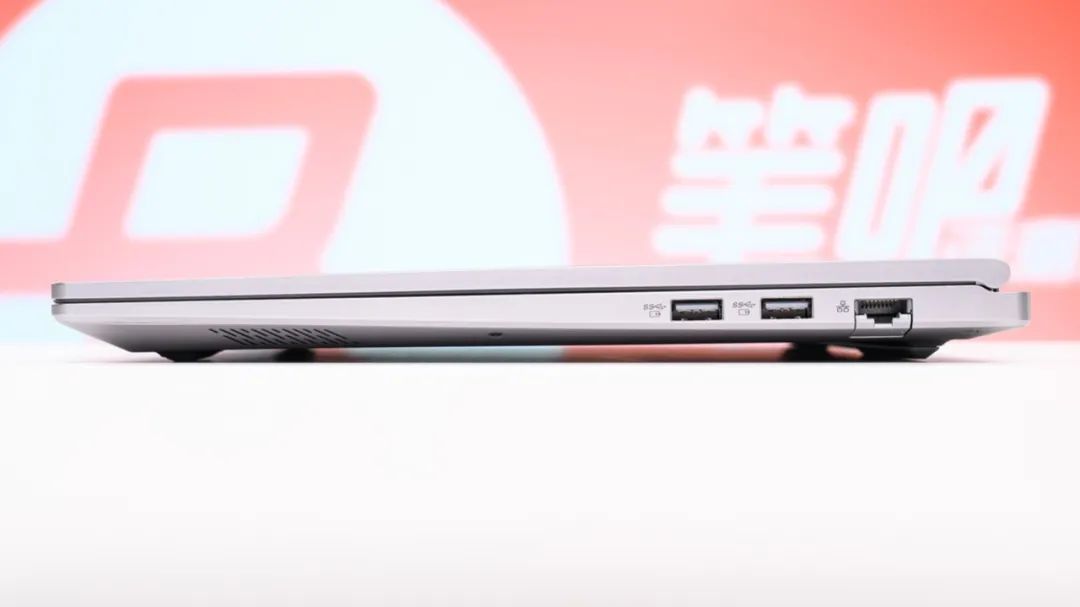 聊一款被“無情背刺”的筆記本電腦