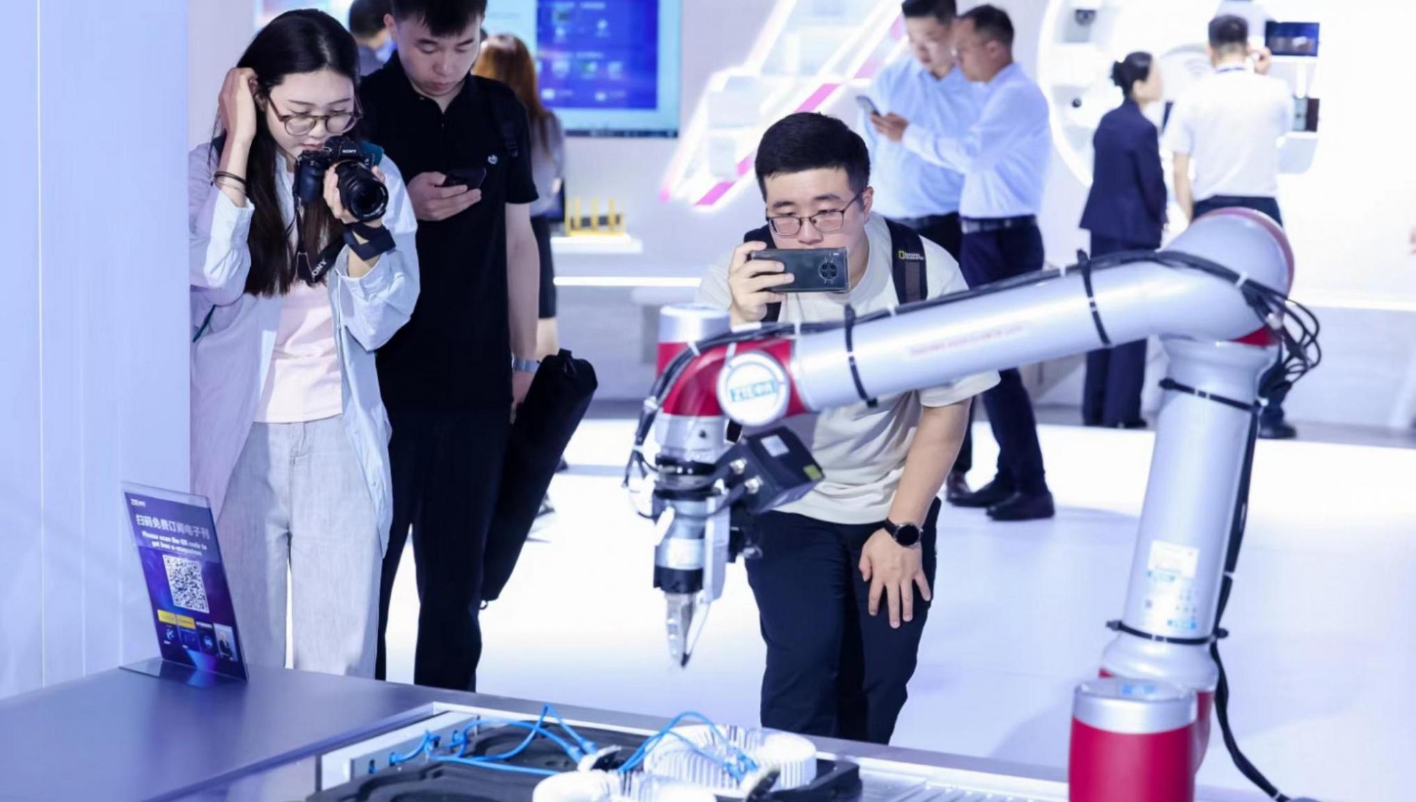 全球5G進入下半場!中興通訊5G-A多項最新成果亮相 推動產(chǎn)業(yè)新發(fā)展