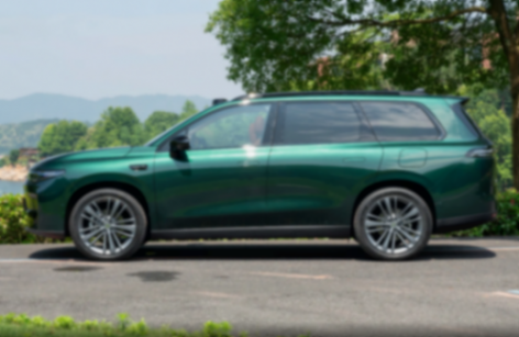 頂配不到20萬的中大型SUV,配吸頂屏+800V平臺,零跑C16能火嗎?