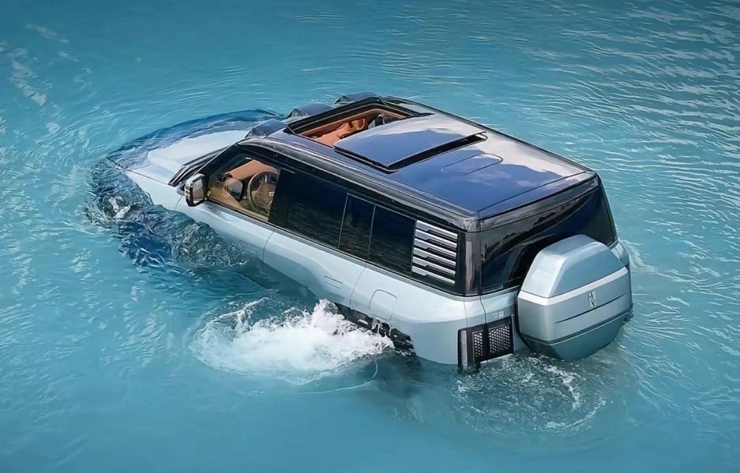 起猛了!“迪王”仰望U8和龍舟齊下水,車圈“游泳健將”名不虛傳