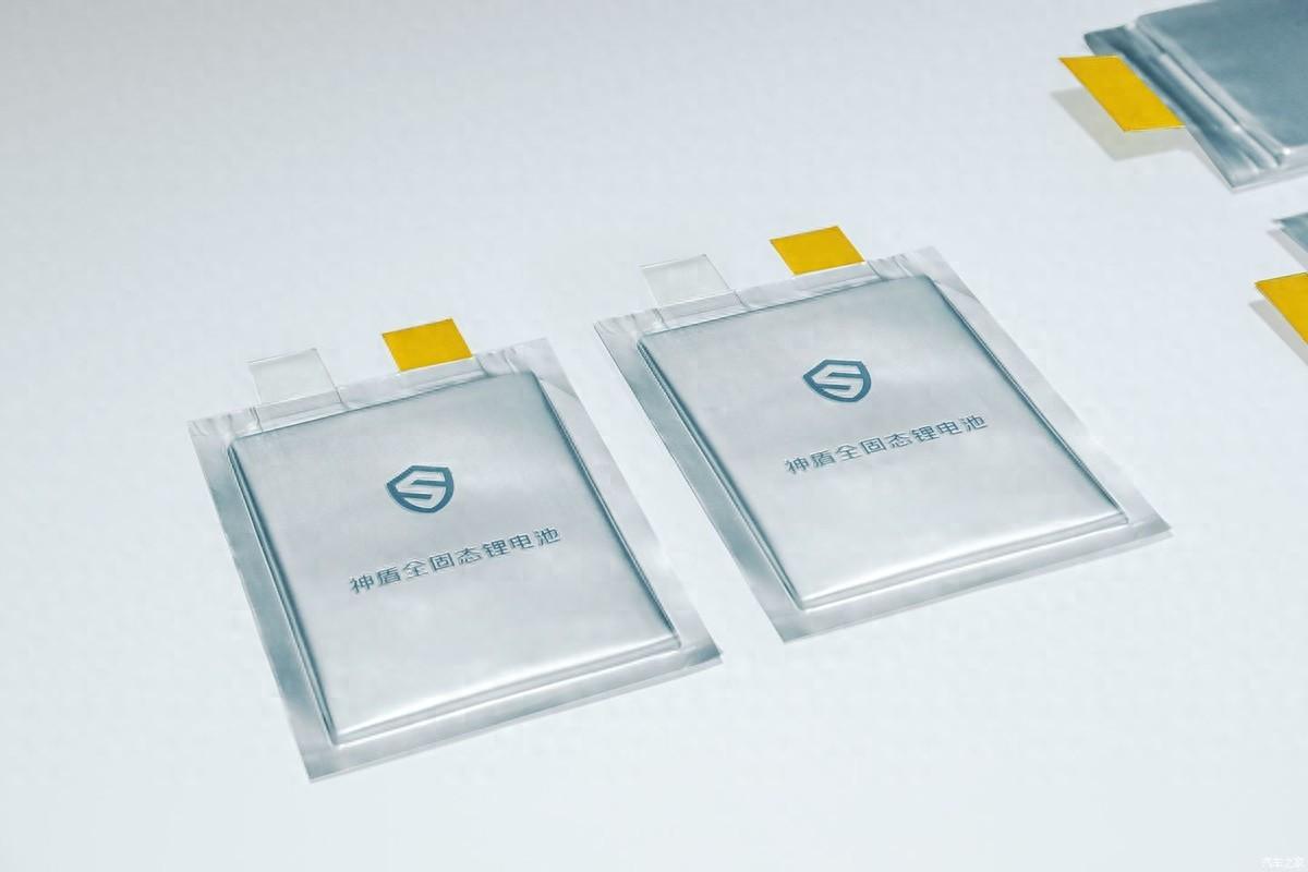同是刀片電池,比亞迪長刀和吉利短刀,誰更勝一籌