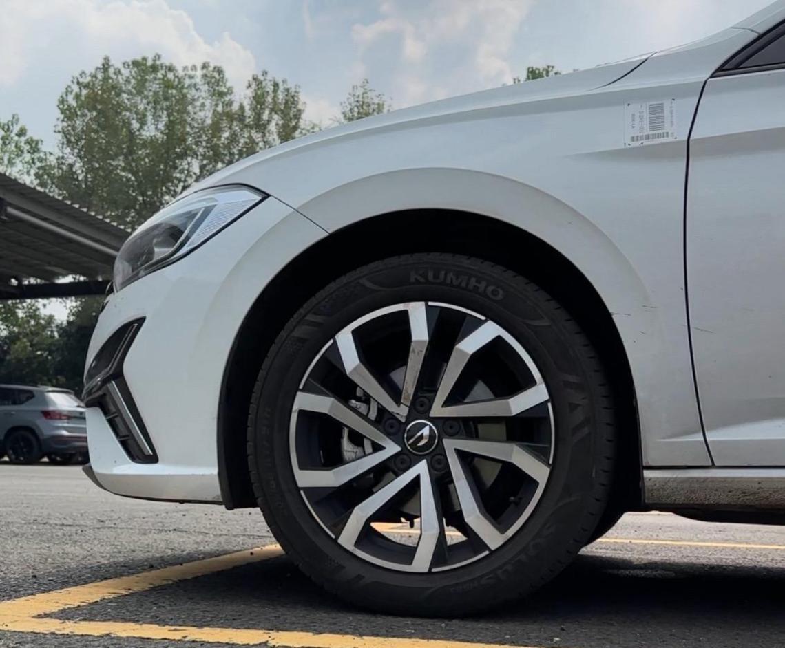 平替版速騰實車現(xiàn)身,能干得贏國產(chǎn)A級轎車么?