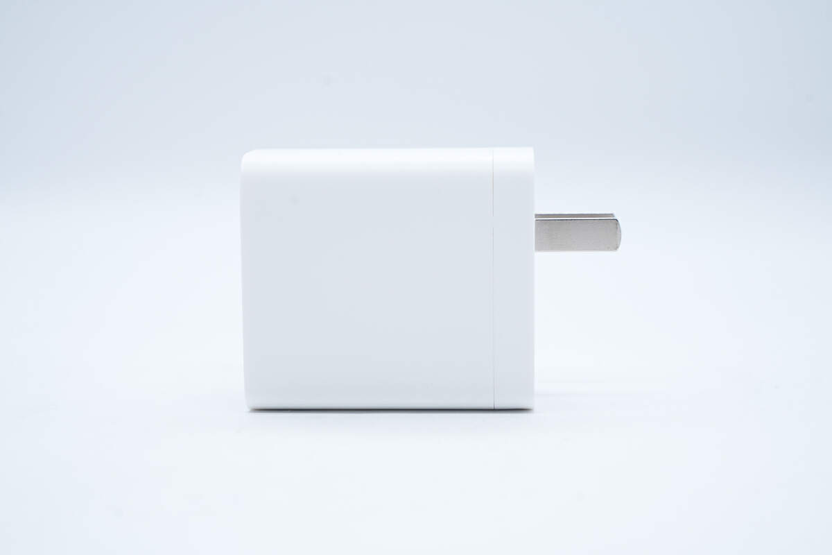魅族新款Lucky 08手機原裝33W充電器咋樣?拆開看沒想到是這樣