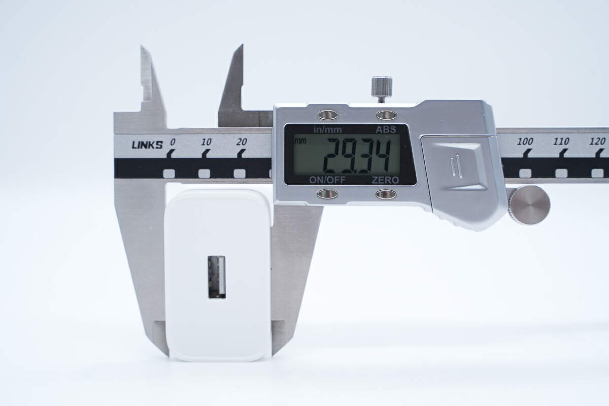 魅族新款Lucky 08手機原裝33W充電器咋樣?拆開看沒想到是這樣