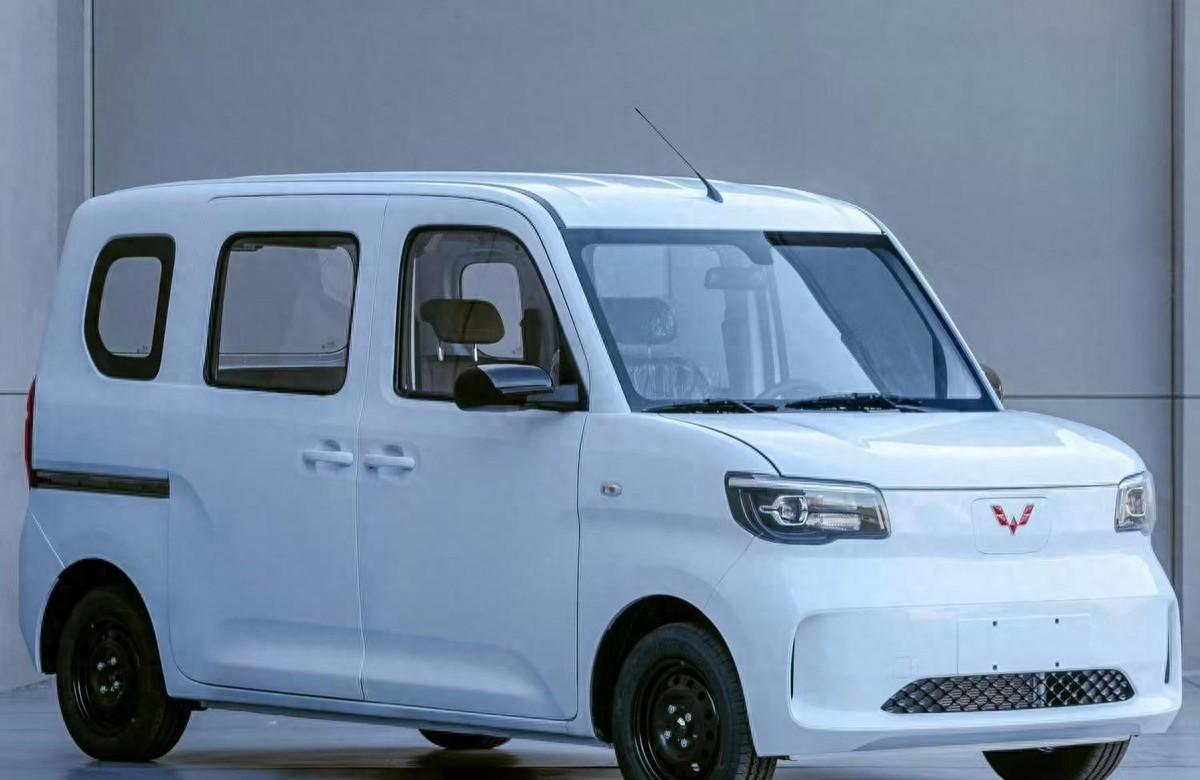 五菱為國人造了臺K-Car!四座布局+純電動力,值得期待嗎?