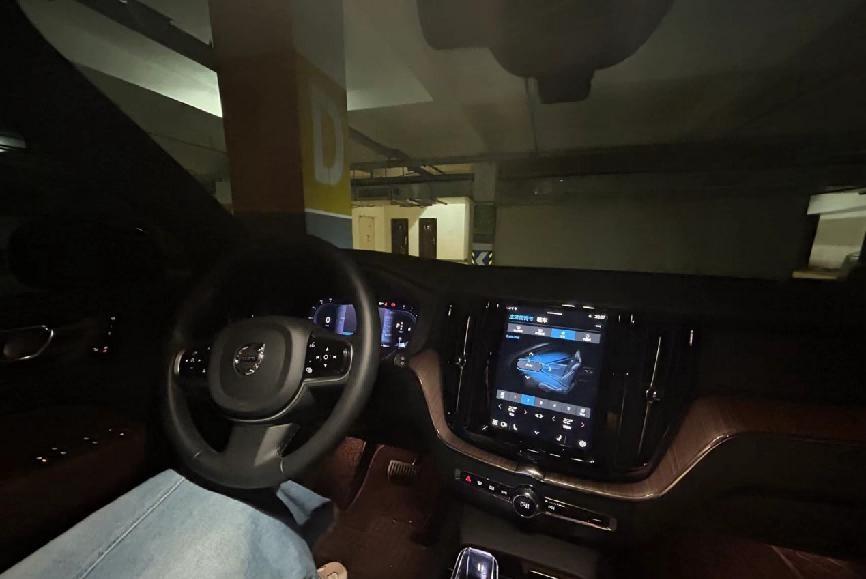 車主分享:安全靠譜選了沃爾沃XC60,自動(dòng)啟停關(guān)不掉剛停又綠燈