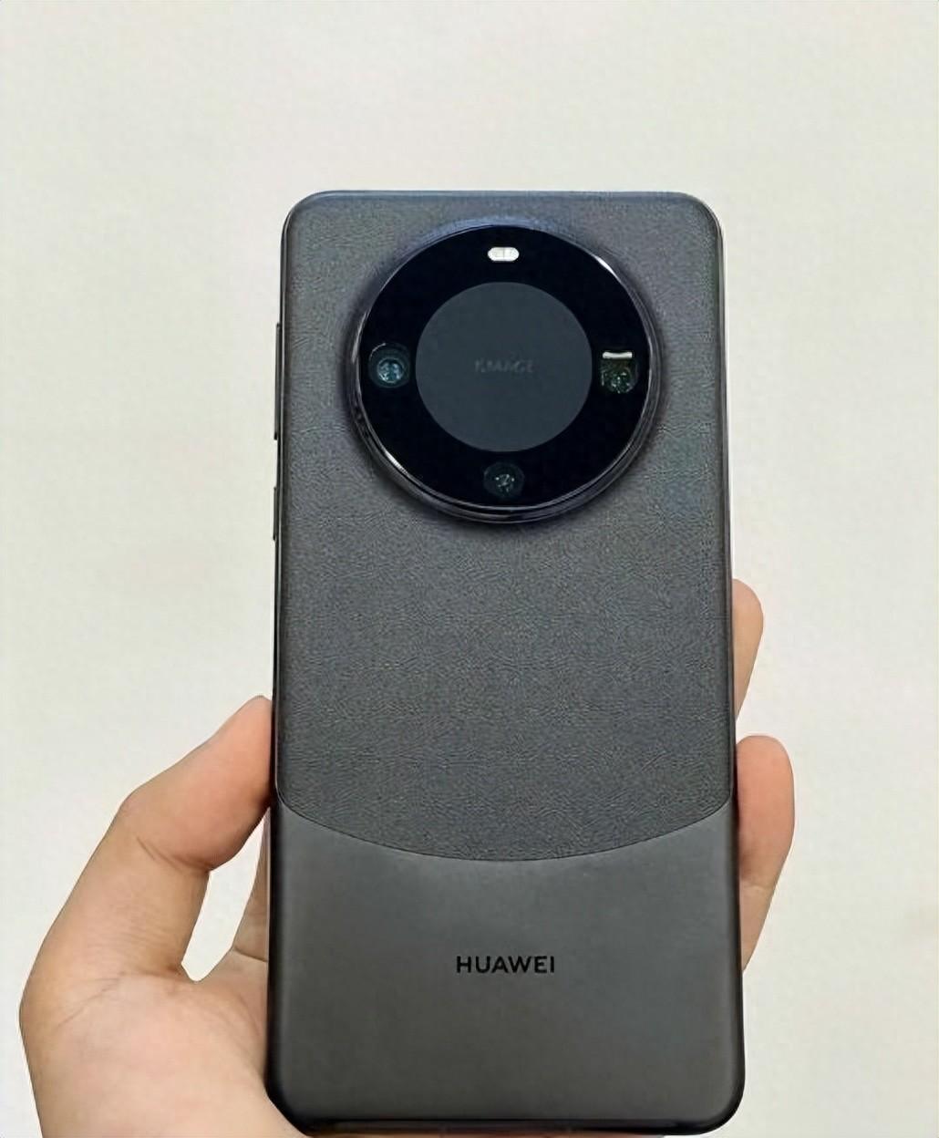 華為手機三大旗艦,Mate60Pro、Pura70Ultra、nova12全面對比!