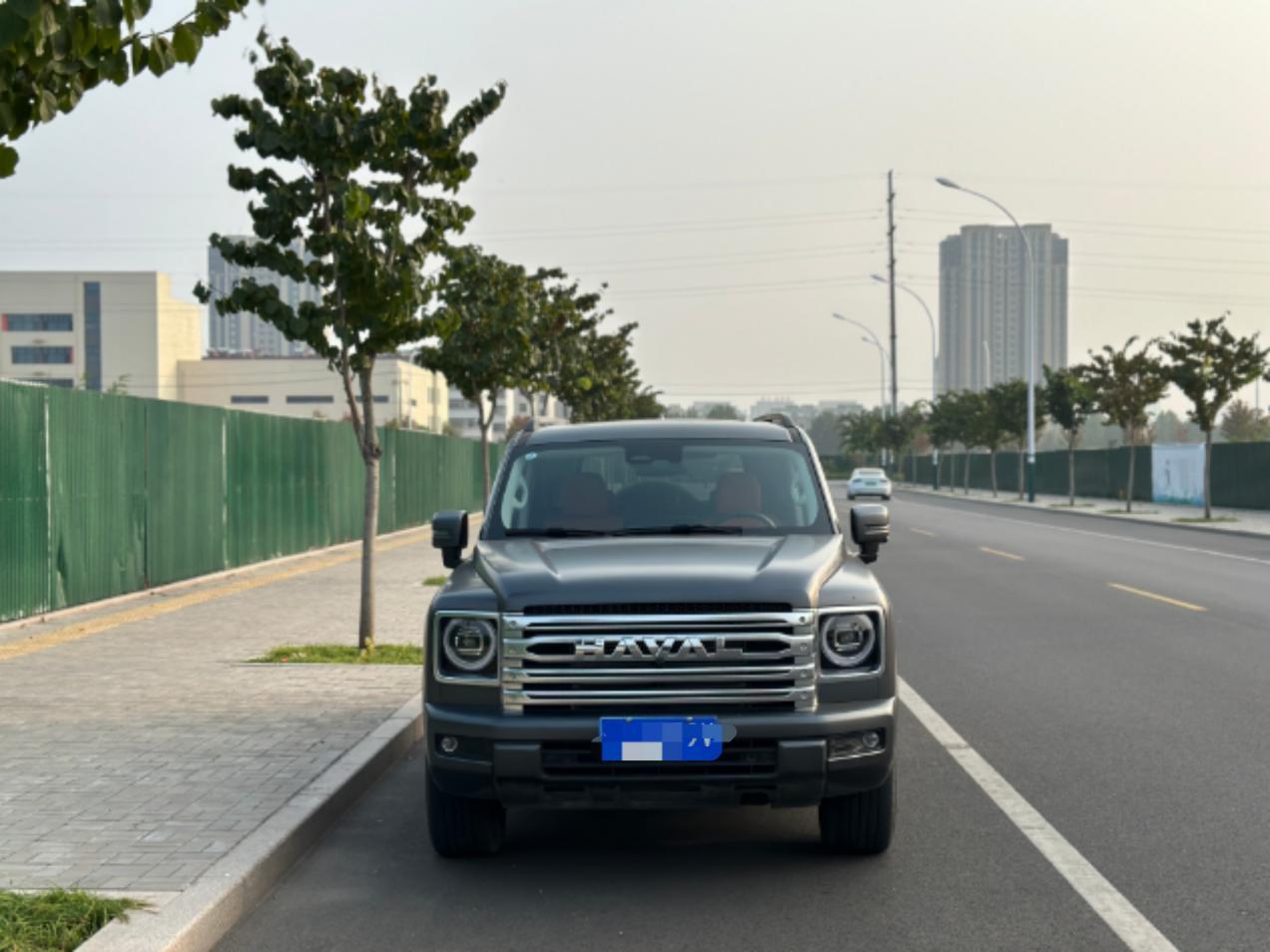 轎車車主想換車,新哈弗H9試駕空間大卻有一點不足