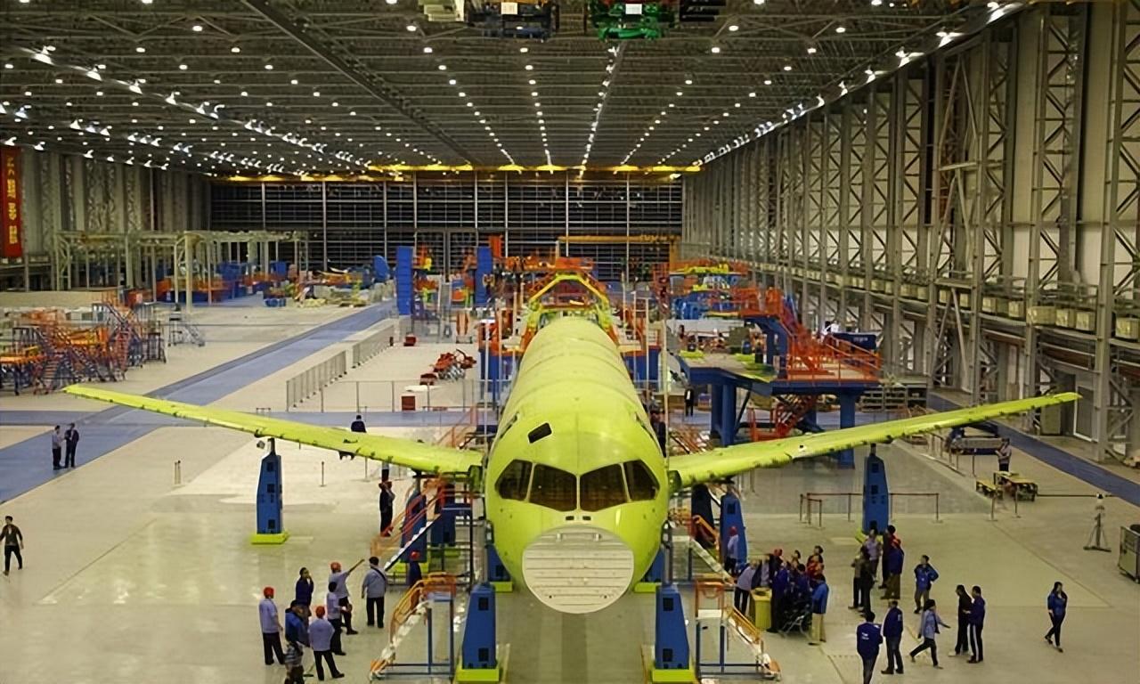 突發!C 919訂單暴漲,1500億巨款閃現,國產航母時代來臨?