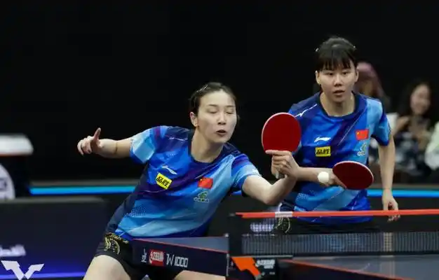 誰能接班!國乒女單繼續丟冠!張本美和與隊友大藤沙月會師決賽