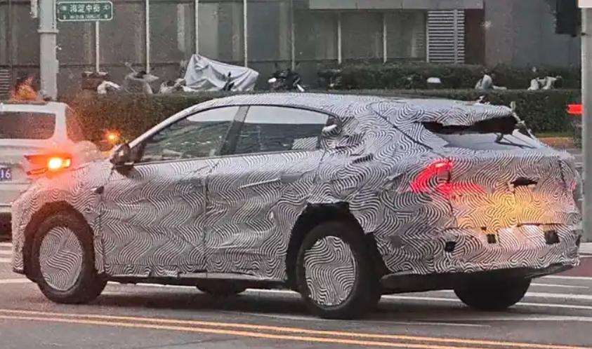 疑似小鵬G7路試諜照 年內投產 高配預計超30萬 入門續航超500km