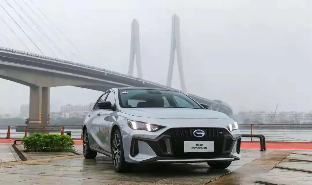 官宣9月轎車出口量排行榜,ModeI3奪冠,蒙迪歐第6,紅旗H5第24