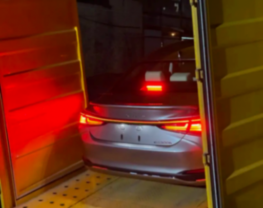 新款雷克薩斯ES實車諜照曝光,外觀內(nèi)飾升級