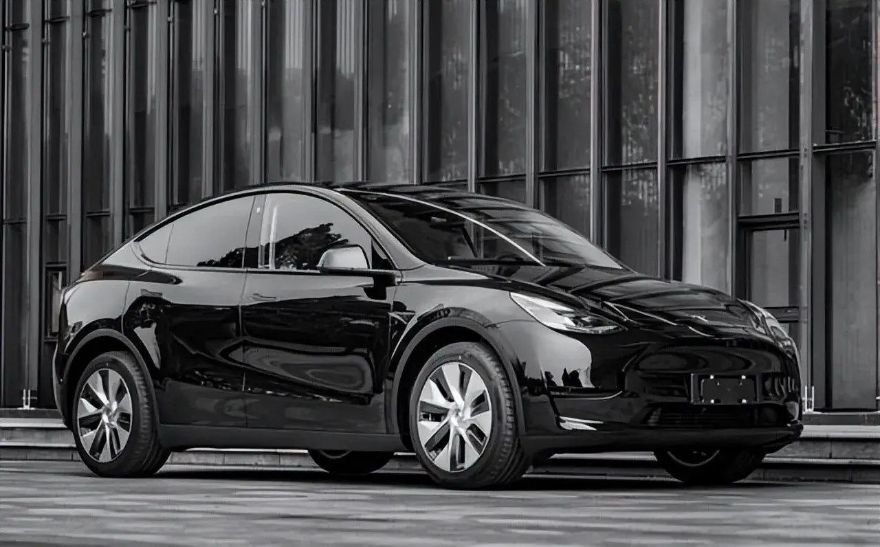 新款特斯拉 Model Y 有望 2025 年上市,外觀內飾續(xù)航均有變化