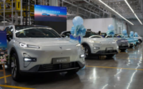新能源品牌十強榜:比亞迪周銷近10萬輛!深藍汽車首次上榜
