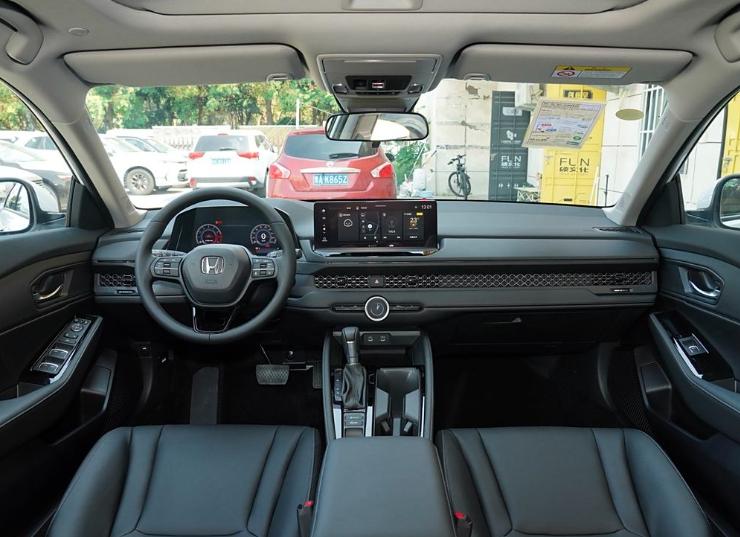 新款雅閣申報圖 采用無邊框鍍鉻中網設計 車長4990mm 搭載1.5T+CVT