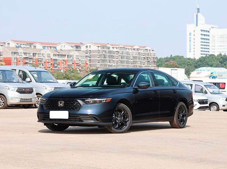 新款雅閣申報圖 采用無邊框鍍鉻中網設計 車長4990mm 搭載1.5T+CVT