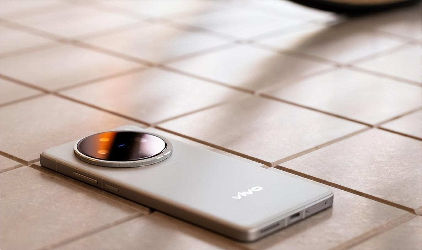 OPPO和VIVO 誰先倒下?如今的形勢下,他們該如何保持競爭力