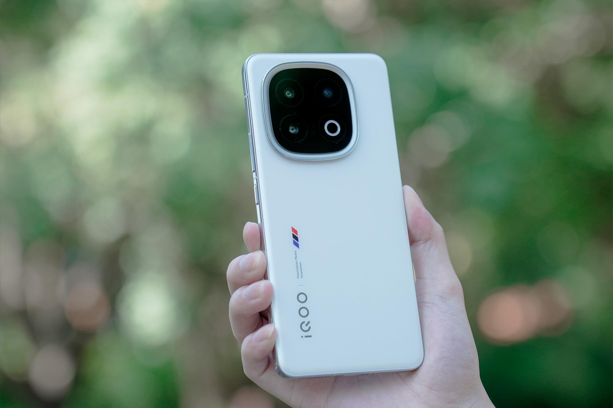 銷量大漲,這臺“性能之光”iQOO 13就是今年的不二之選!
