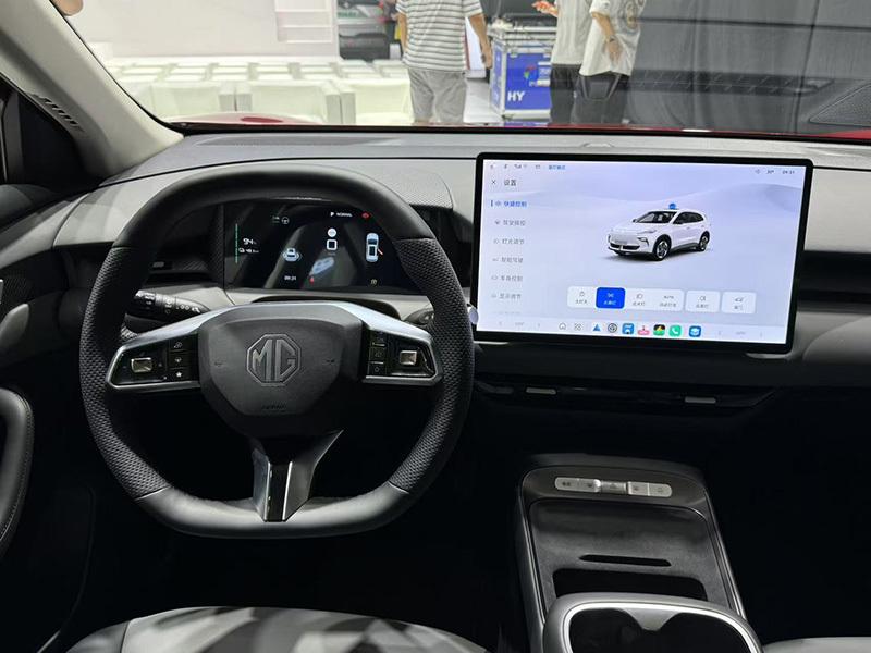 2024廣州車展:上汽榮威2025款MG7和MG ES5