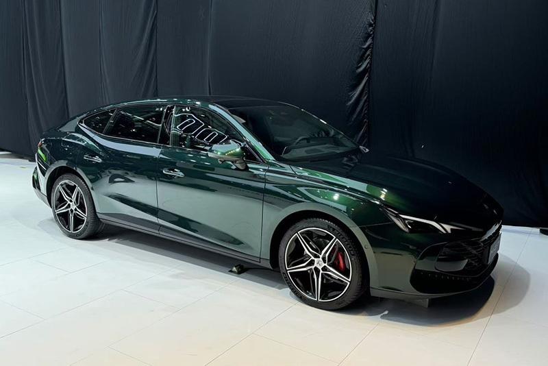 2024廣州車展:上汽榮威2025款MG7和MG ES5
