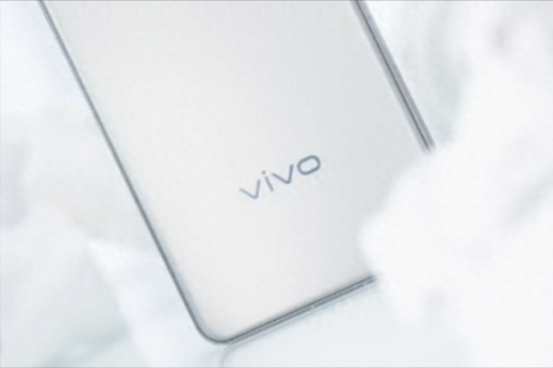 被低估的vivo高端旗艦,5100mAh+100W+潛望長焦,現已跌至3260元