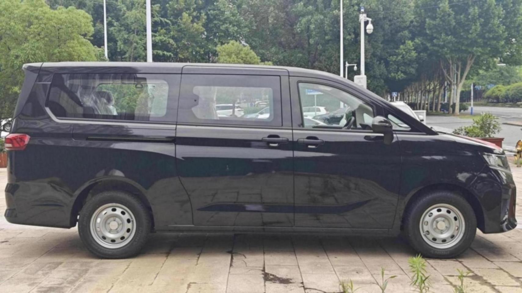 北汽制造王牌M7用車體驗(yàn),價(jià)格親民下的實(shí)力與不足