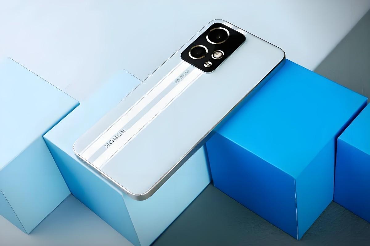從2699元跌至1699元,驍龍8Gen2+護眼屏+100W,榮耀售價更親民