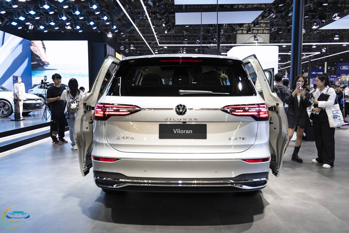 LIU10358.jpg