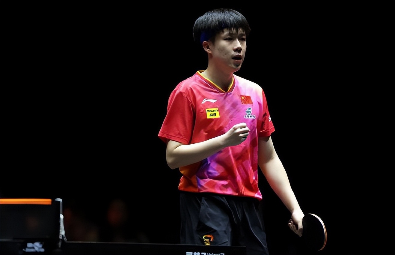 福岡總決賽:王楚欽創歷史!4-0摧毀張本智和,三連冠+29萬獎金!