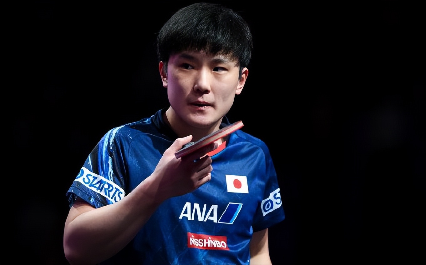 福岡總決賽:王楚欽創歷史!4-0摧毀張本智和,三連冠+29萬獎金!
