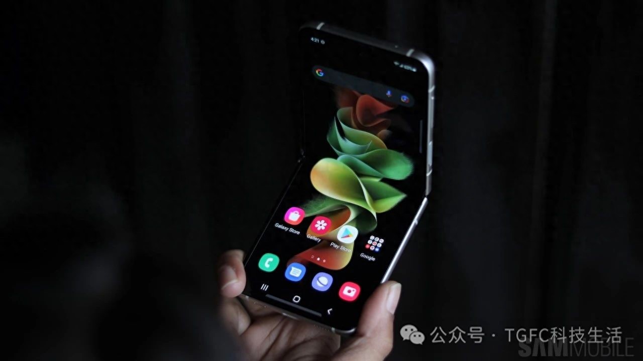 三星可能會在 Galaxy Z Flip 7 和 Flip FE 上放棄驍龍,轉(zhuǎn)而使用 Exynos