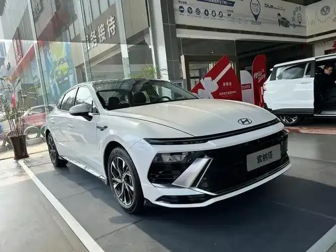 外觀最耐看的七款合資車(chē)型(轎車(chē))1、帕薩特2、索納塔3、邁銳寶