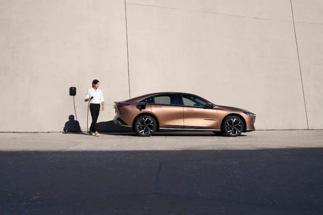 MAZDA EZ-6,長安馬自達新能源轉型的“先鋒”