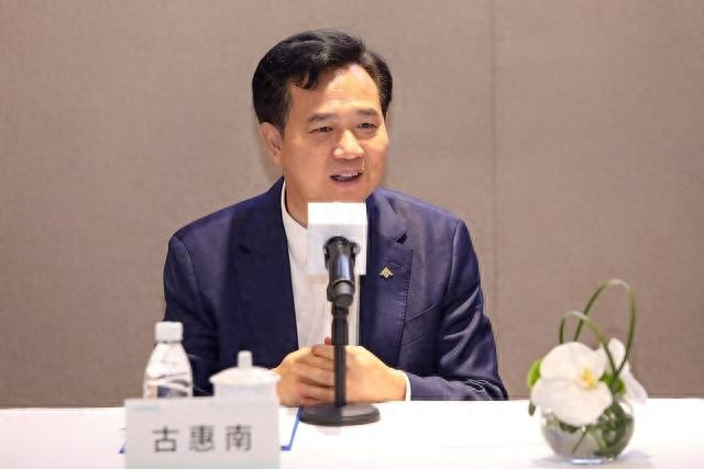 告別“西裝”,擁抱“硝煙” 埃安、昊鉑“王炸”不斷