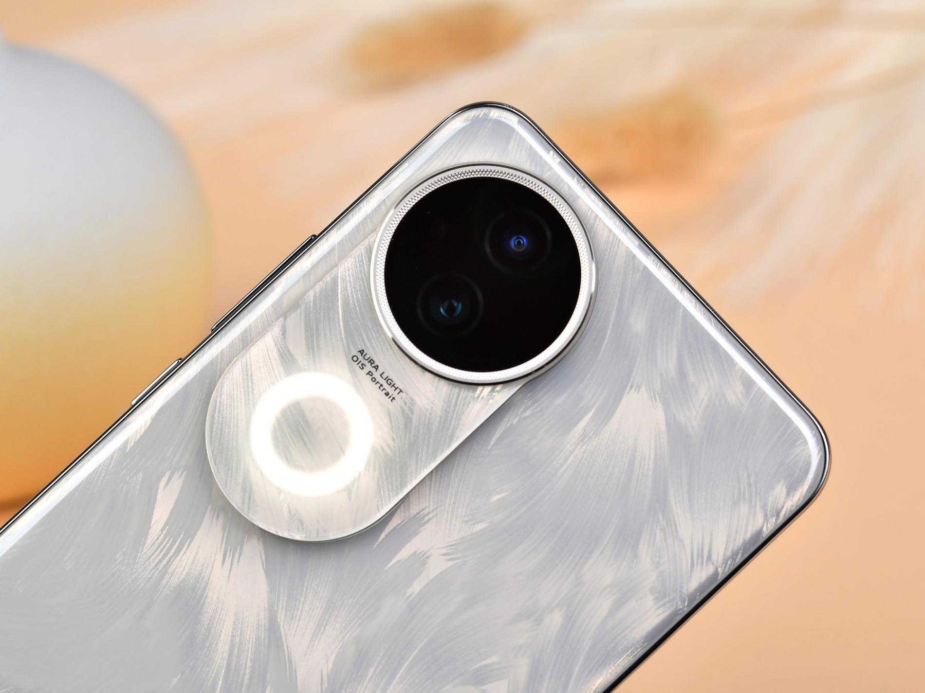 差價1000元,vivo S20/S20 Pro怎么選?