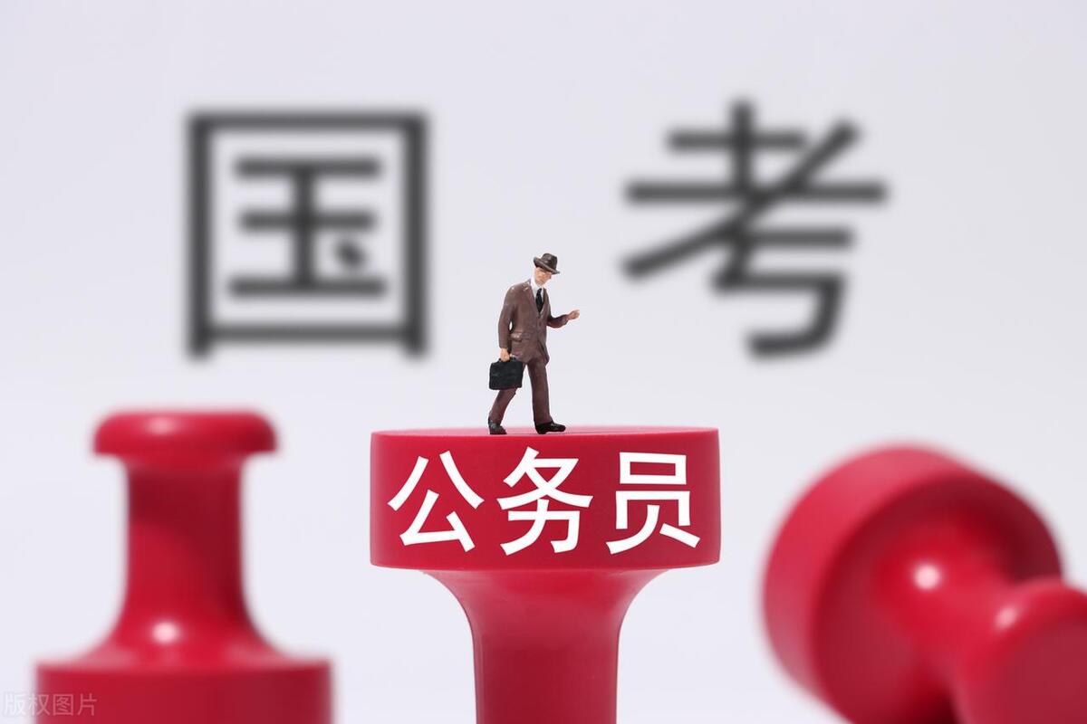 2025就業形勢具象化:明年將有1222萬大學生畢業,比今年還多43萬