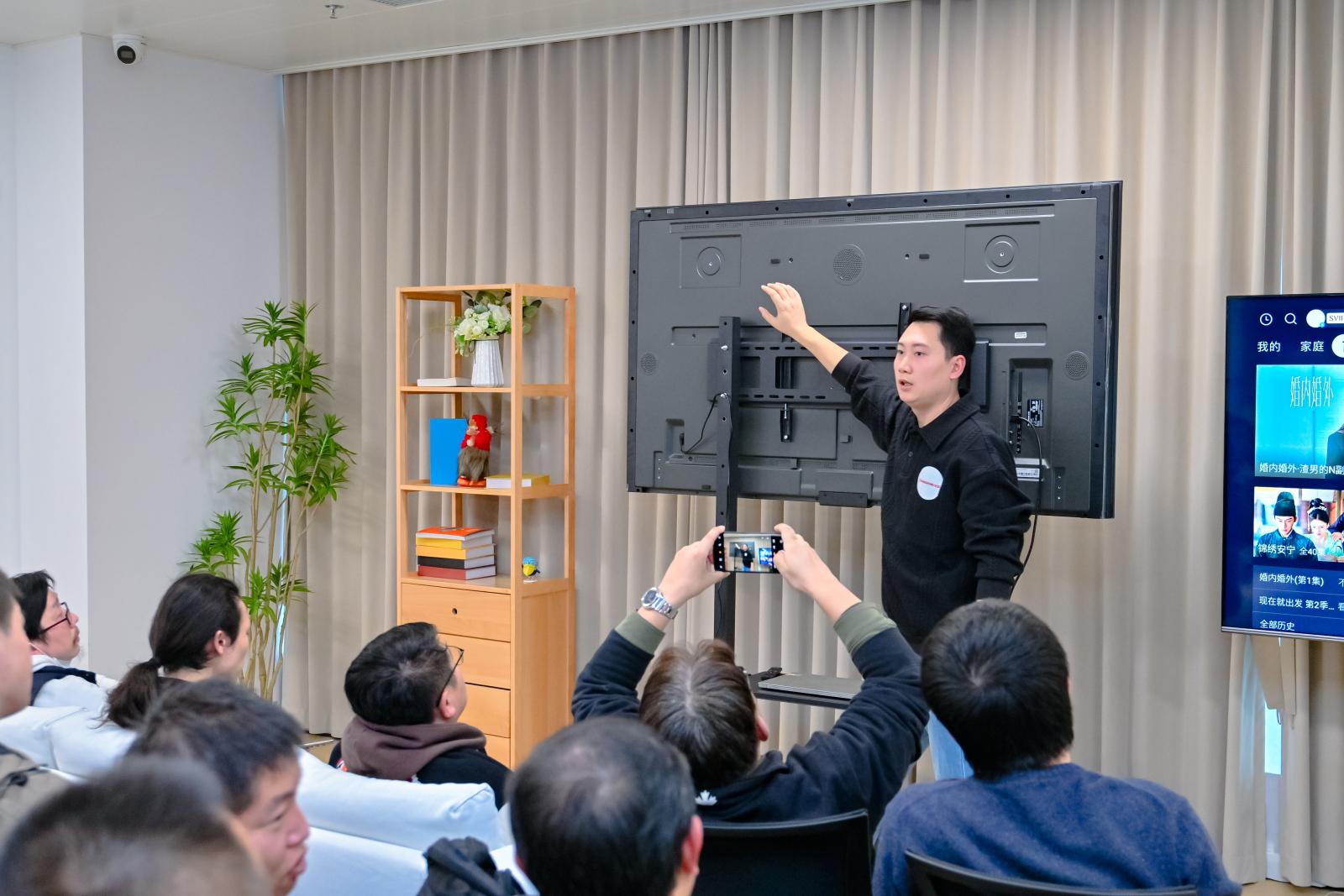 長虹AI TV品鑒會,對兩萬頂配電視的期待