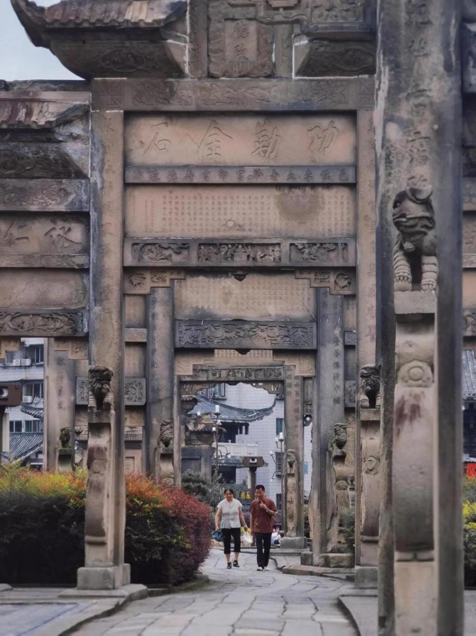 到各地看看舌尖上的民俗文化