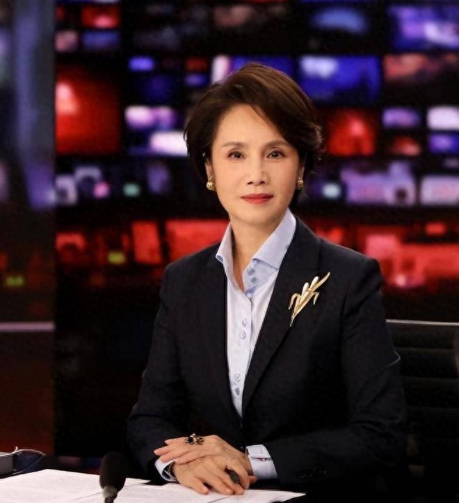 前央視知名主持人轉行當演員