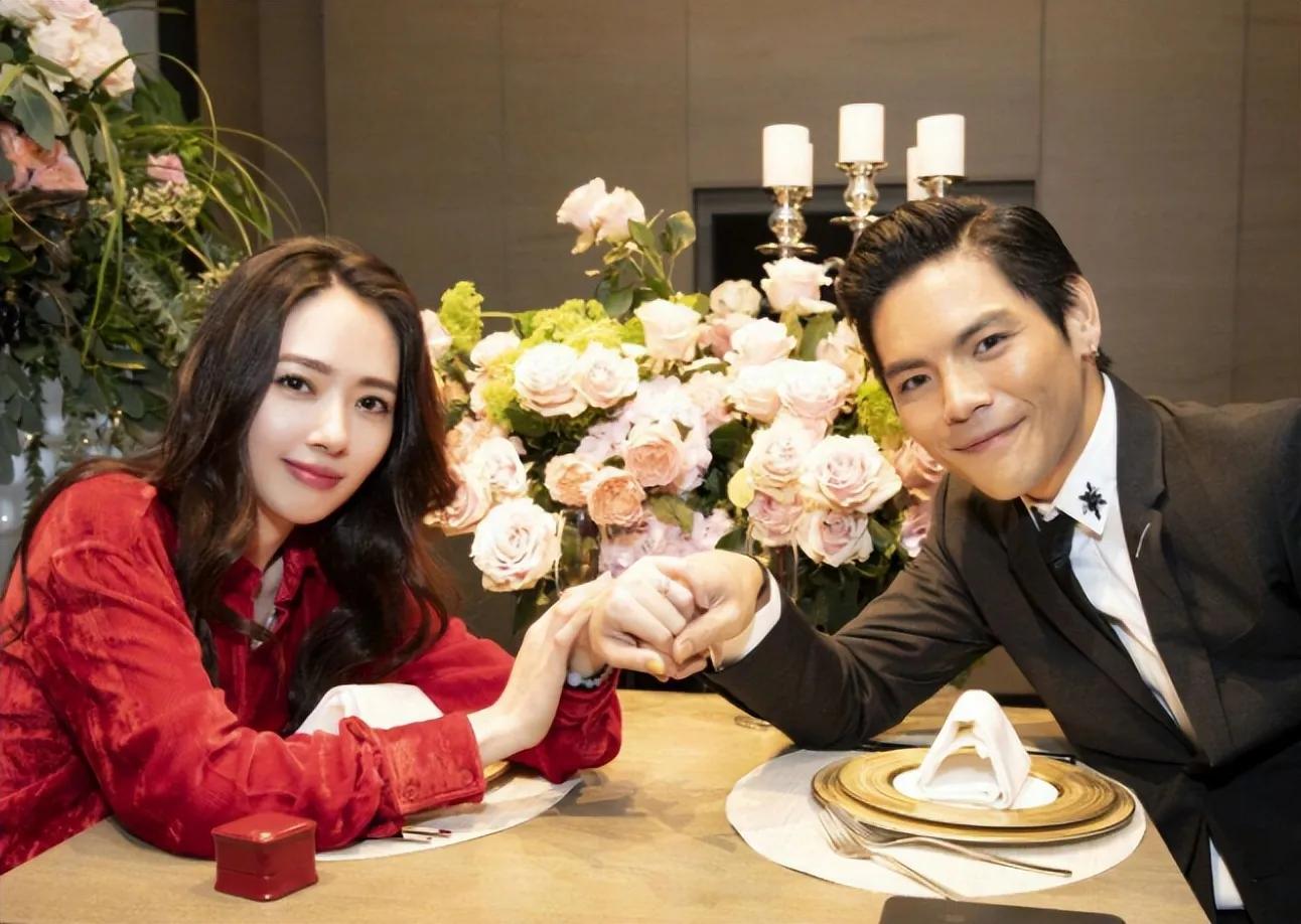 向佐 我怎么帥都沒有我老婆美