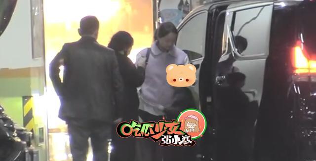 趙麗穎帶兒子探班