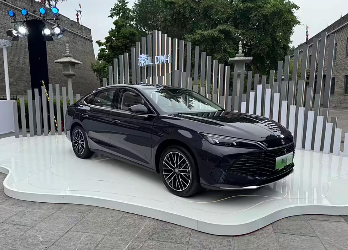 小米SU7、寶馬5系領(lǐng)銜 10款2024年新上市重磅轎車