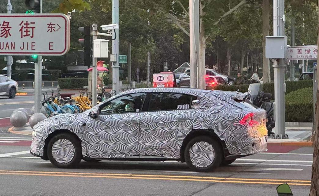 號稱“25萬級最能打SUV”,小鵬G7亮相,沖擊中高端市場有戲嗎?