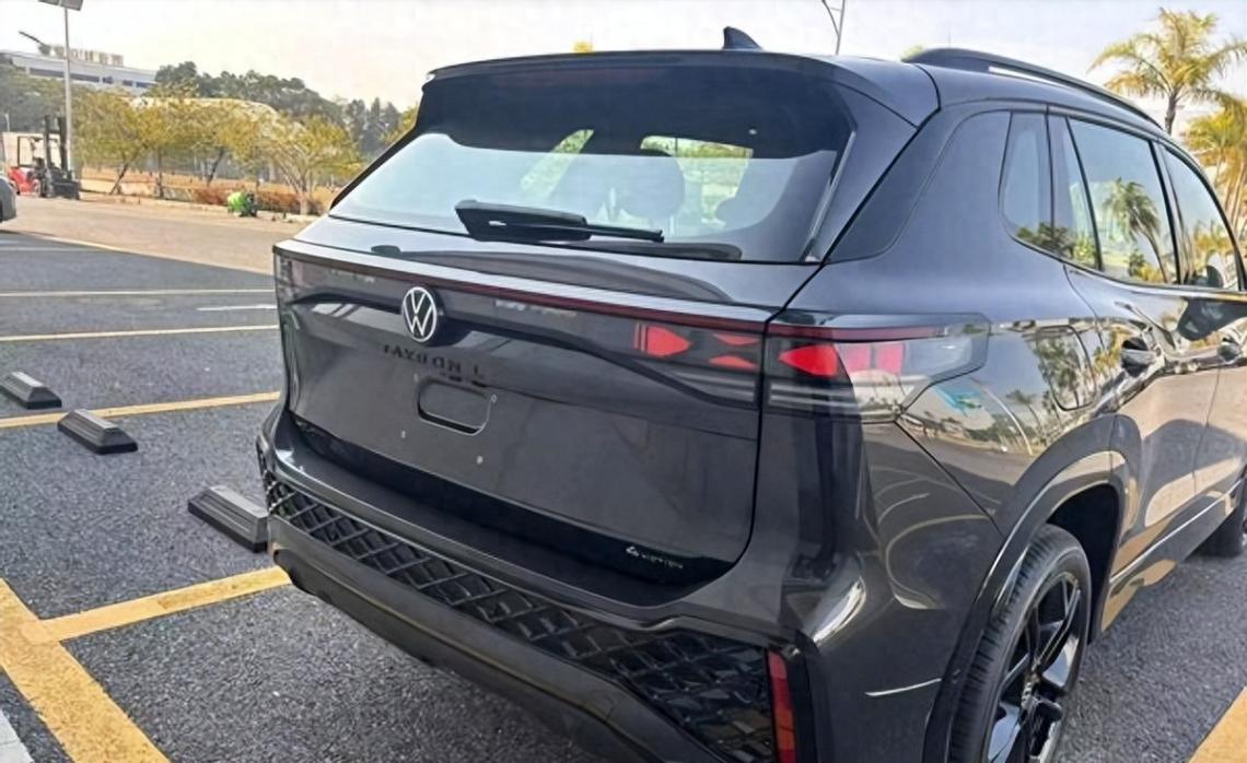 原汁原味的感覺!新款大眾探岳L入門版車型品鑒