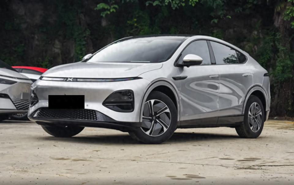 優惠后售價為16.99萬,純電續航580km,2024款小鵬G6帶勁嗎?