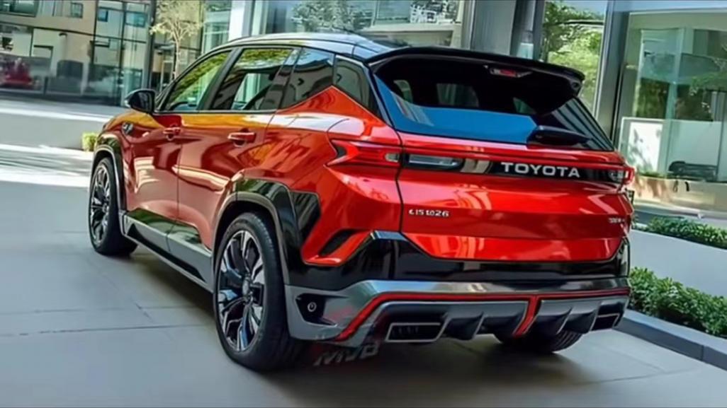 全新豐田轎跑SUV曝光 或為C-HR換代車型 搭載2.0L混動系統
