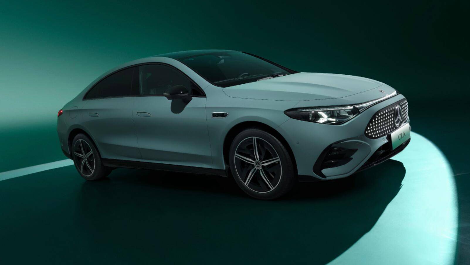 德系豪華全力反擊 寶馬奔馳奧迪四款新車來襲 全新寶馬iX3領銜