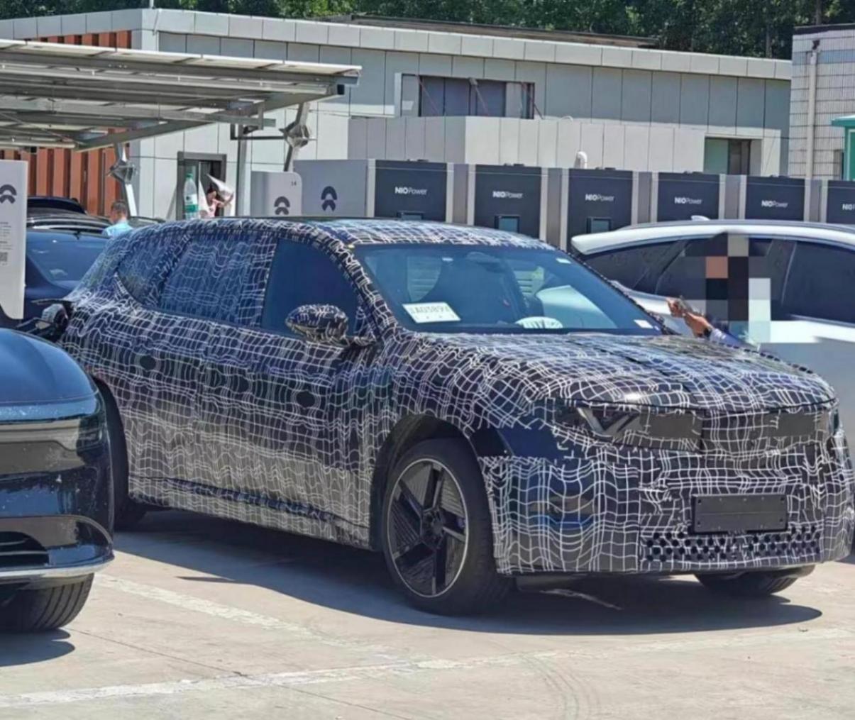 德系豪華全力反擊 寶馬奔馳奧迪四款新車來襲 全新寶馬iX3領銜