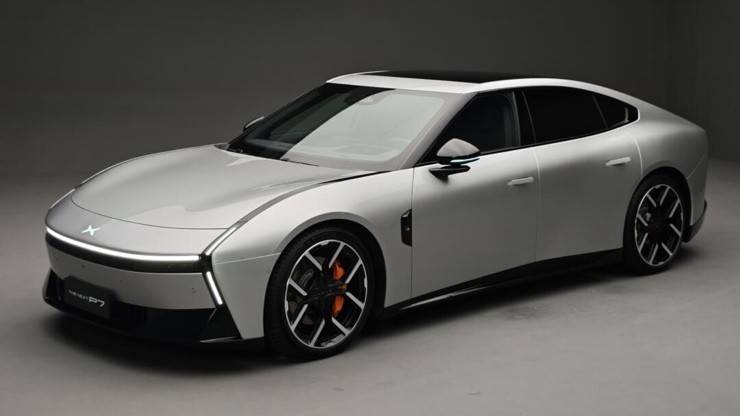 全新小鵬P7放棄性價比,第三次沖擊高端,小鵬有20%成功率?